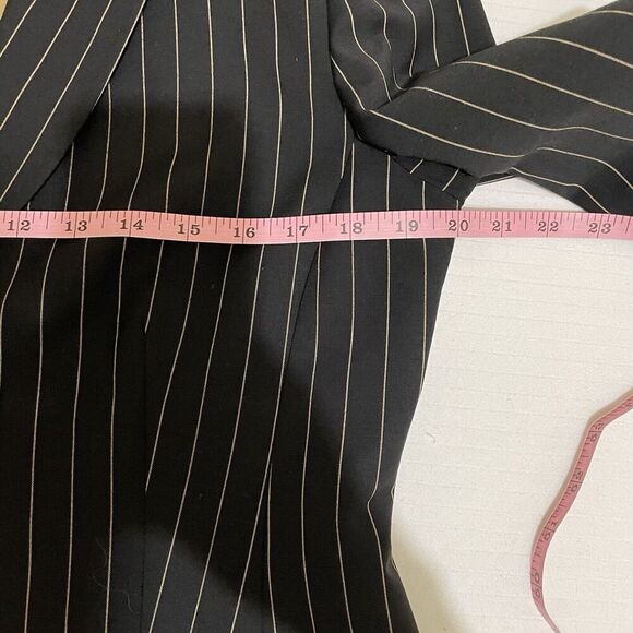 Charles Tyrwhitt Jermyn St. London Women's Wool Blend Blazer Jacket 12 Pinstripe - Picture 6 of 6